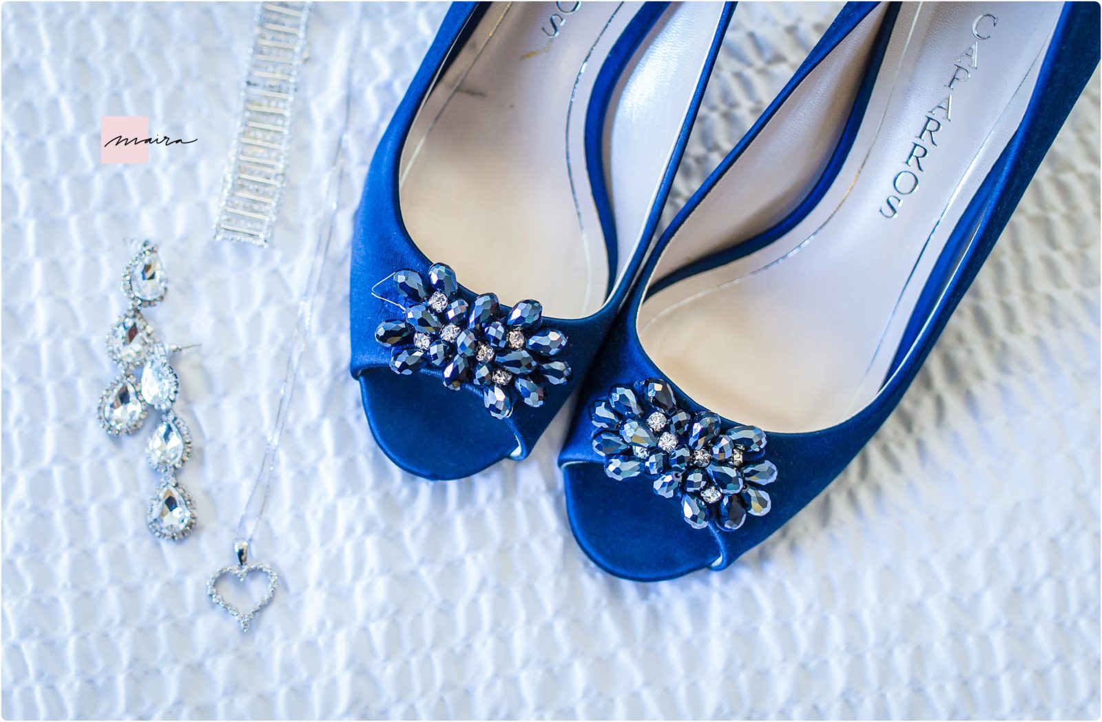 Blue brides high heels, Wedding details, brides earnings
